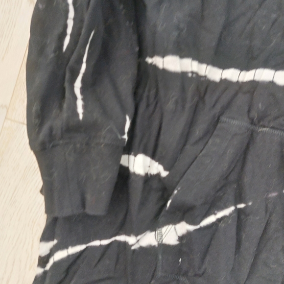 DKNY tunic 35 " length - Picture 5 of 6